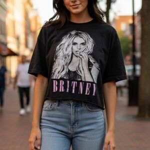 Official Britney Spears 2021 Graphic Tee - Size M - Iconic Portrait